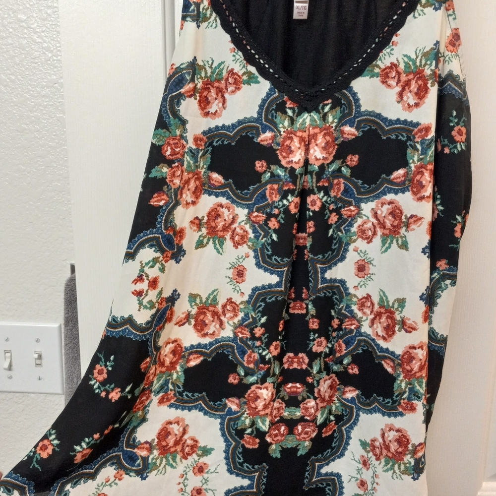 Women's blouse